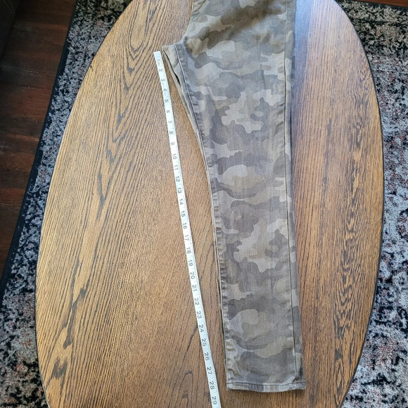 Levi's 311 Shaping Skinny Camouflage Jeans Size Women's 32x30 - Picture 9 of 13